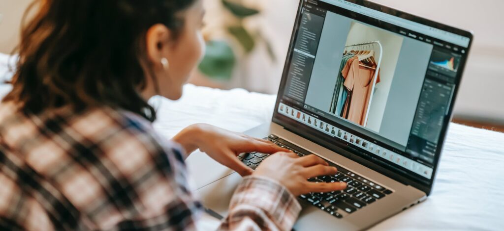 How To Start an Online Boutique In 7 Steps