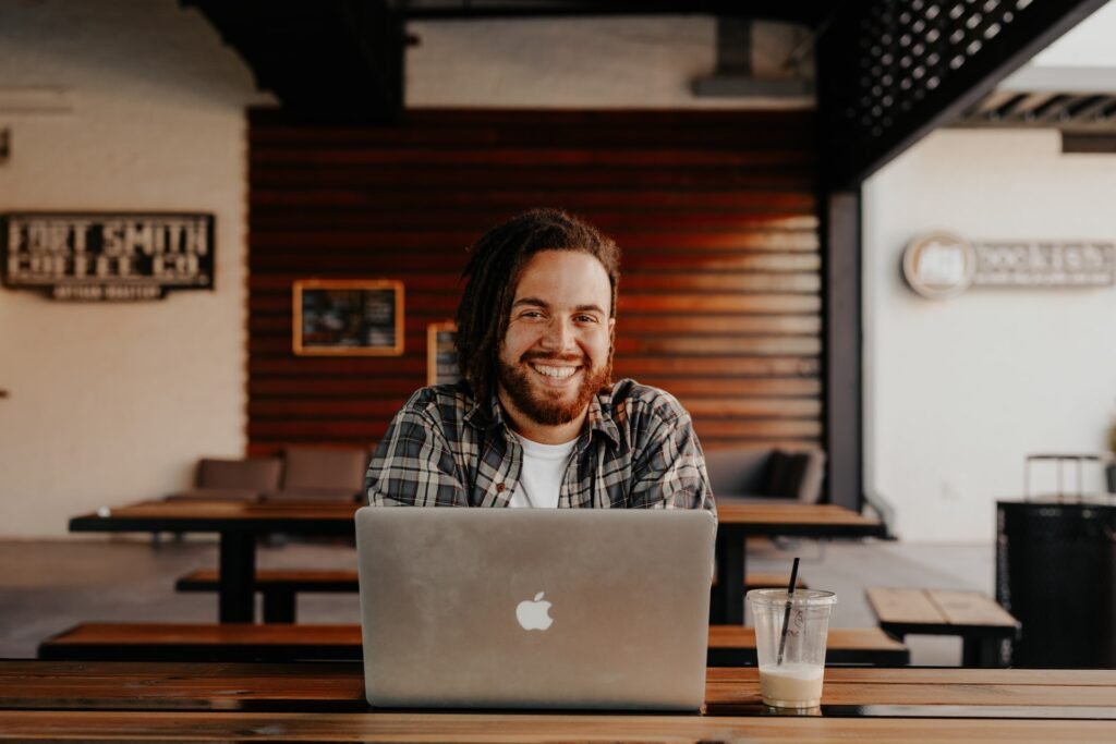 Shopify vs. Squarespace: Which Is the Best Option for You?
